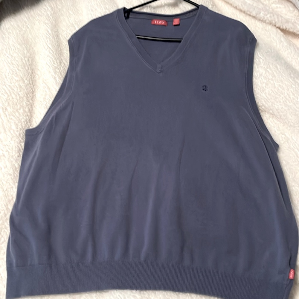 Izod  men’s vest used good shape size xxl
